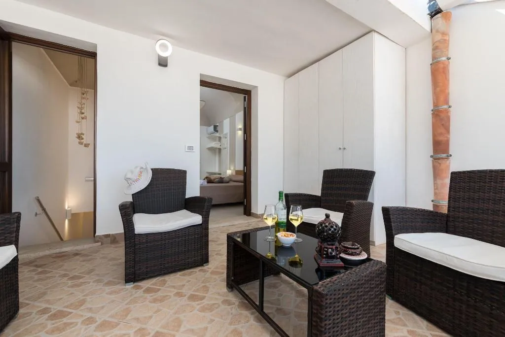 Terrace, Sisidda Rooms, Palermo