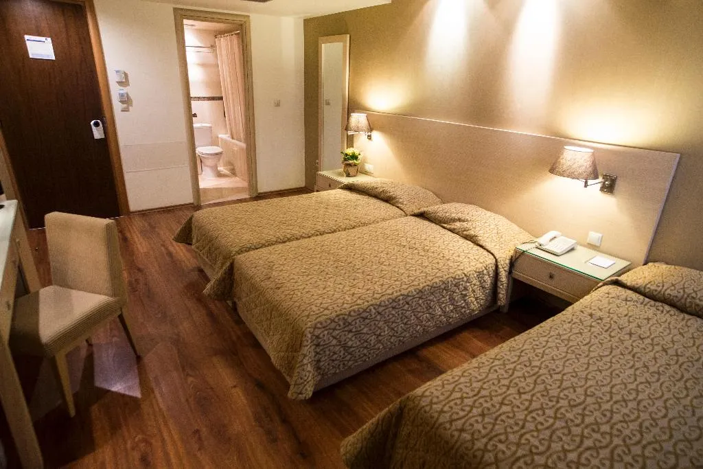 TRIPLE STANDARD Room, Davitel Tobacco, Halkidiki
