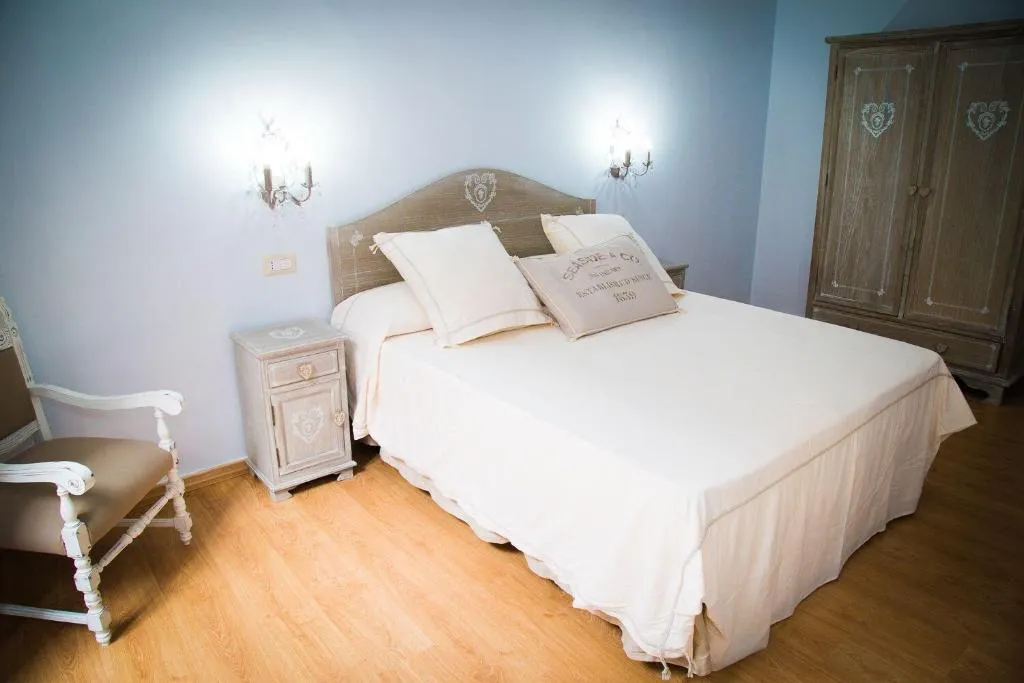 Room, I Racconti di Partenope B&B, Naples