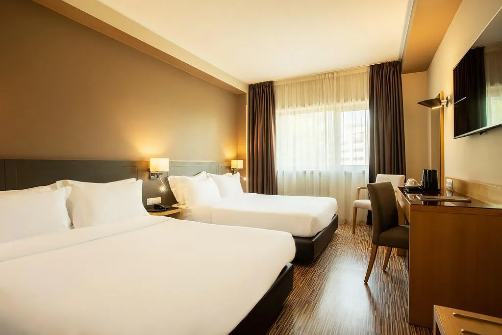 QUADRUPLE SUPERIOR Room, HF Tuela Porto, Porto