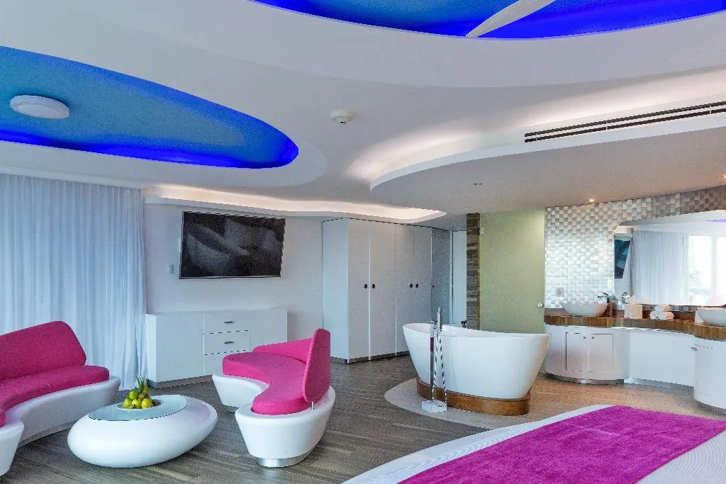 General view, The Carmen Hotel - Ocean Front, Playa Del Carmen