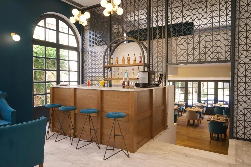 Bar, Mirabel City Center Hotel, Kefallinia