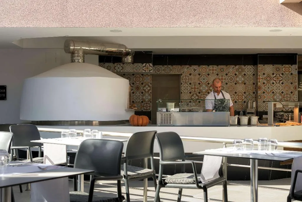 Restaurant, High Beach, Crete
