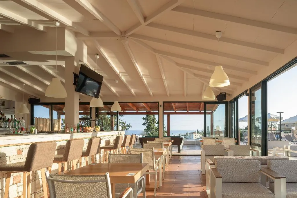 Bar, Asterias Village Resort, Crete