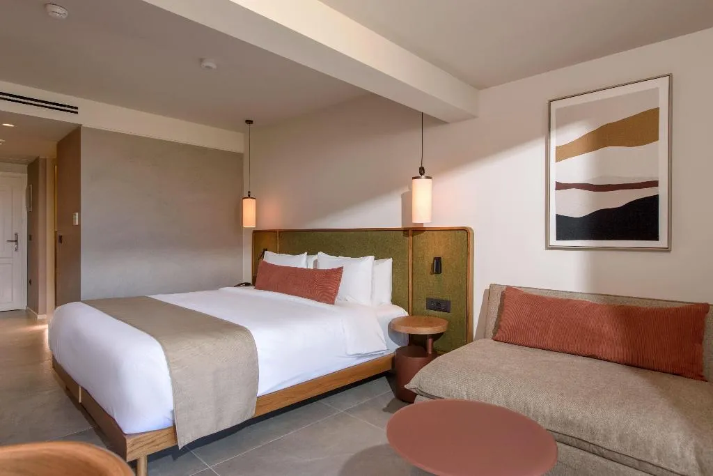 JUNIOR SUITE GARDEN VIEW Room, Blue Sea Beach Affiliated by Melia, Crete
