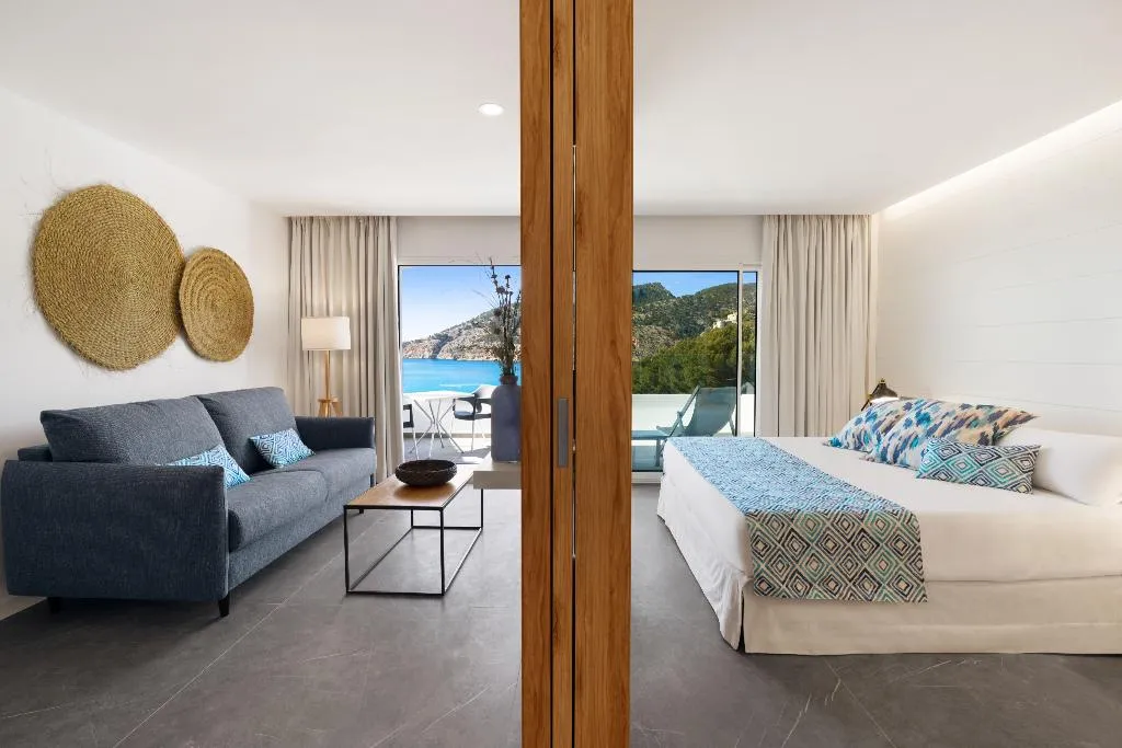 SUITE SEA VIEW Room, Cabau Bahia Camp de Mar Suites, Majorca
