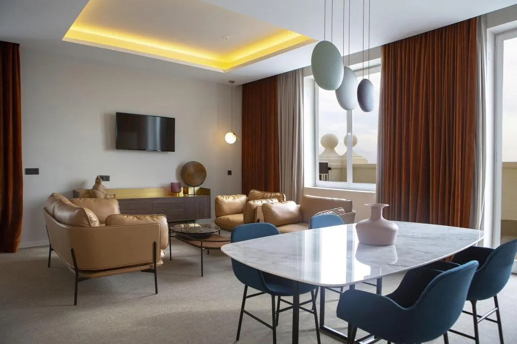 SUITE Presidential Room, Hotel Riu Plaza España, Madrid