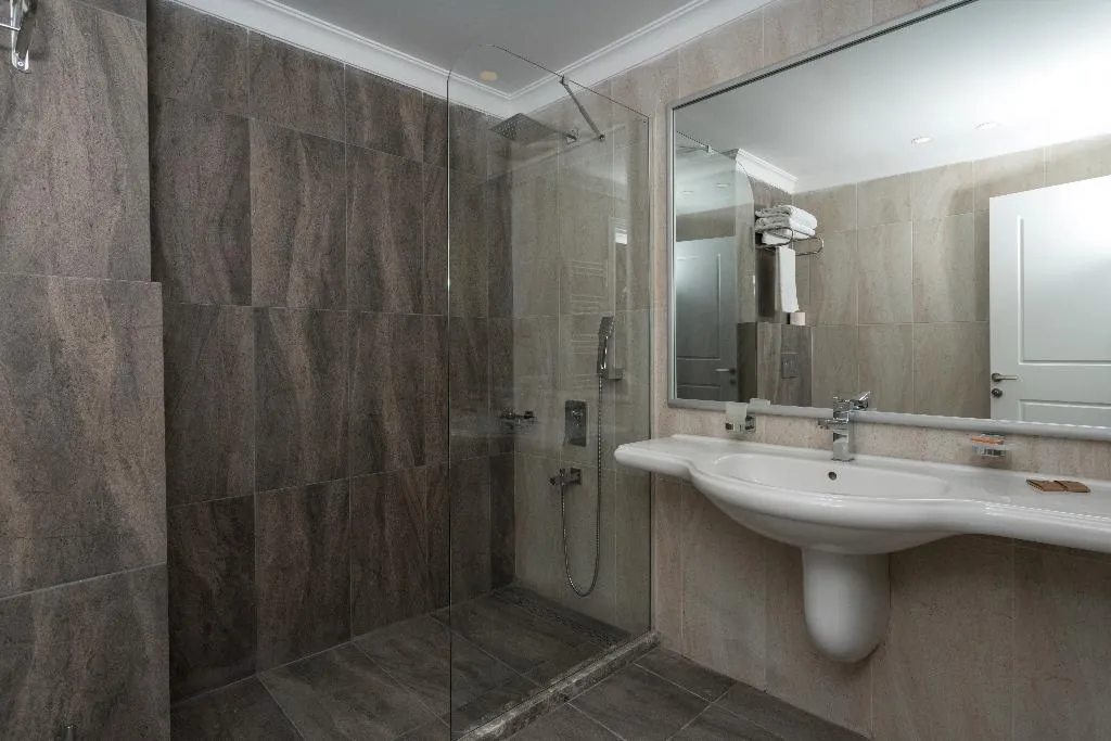DOUBLE SUPERIOR Room, Bay Nihat Lale Otel, Izmir