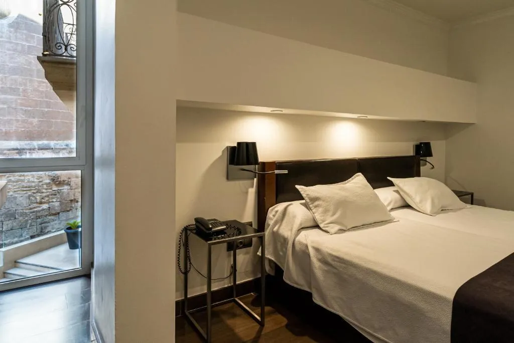 TWIN INNER Room, Catedral Almeria, Costa Almeria