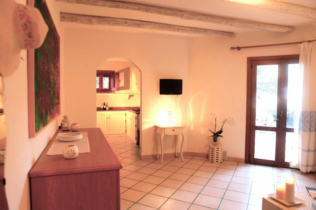 APARTMENT CAPACITY 4 Room, Villa Antonina, Olbia
