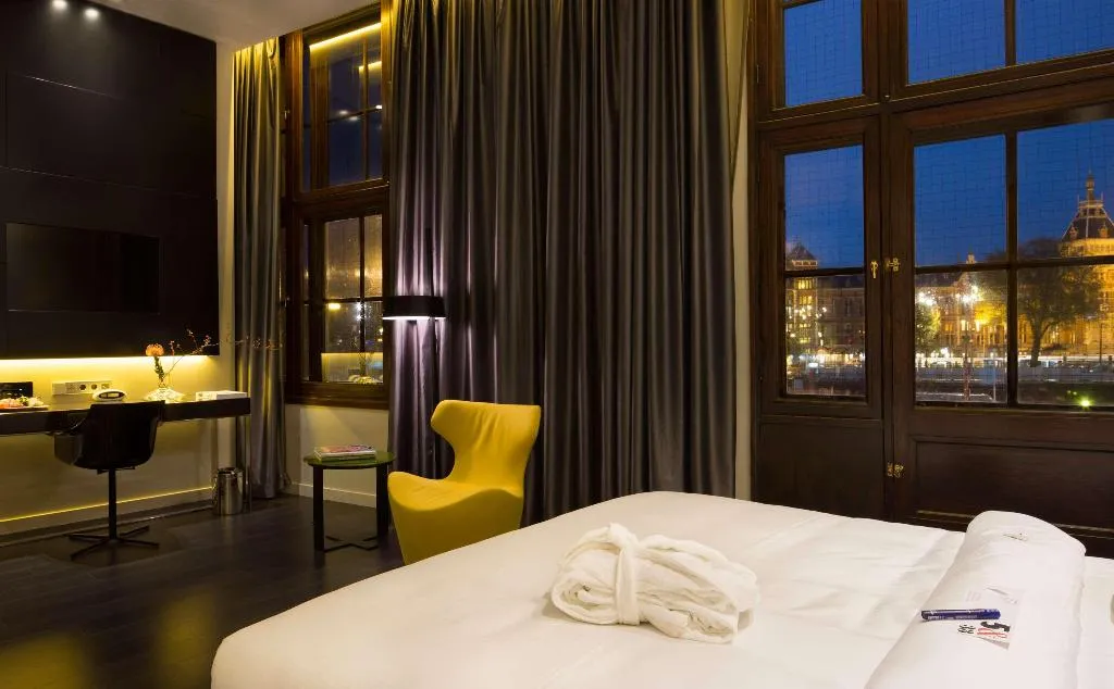 Room, art'otel amsterdam, Powered by Radisson Hotels, Amsterdam