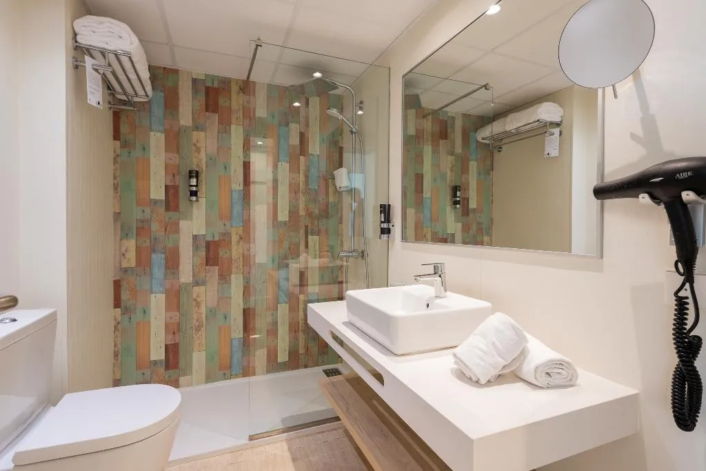 DOUBLE SUPERIOR SEA VIEW Room, Leonardo Royal & Suites hotel Ibiza Santa Eulalia, Ibiza