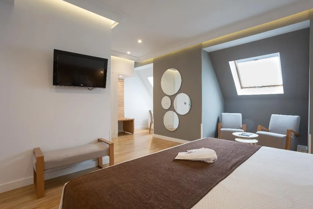 DOUBLE SINGLE USE STANDARD Room, Monte Carmelo, Seville