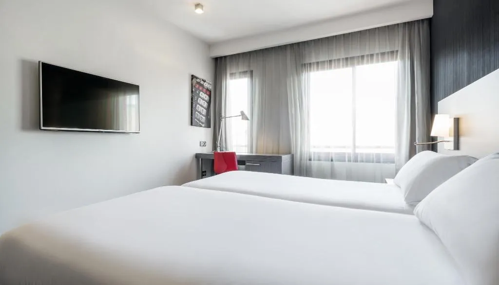 FAMILY ROOM STANDARD Room, Ilunion Suites Madrid, Madrid
