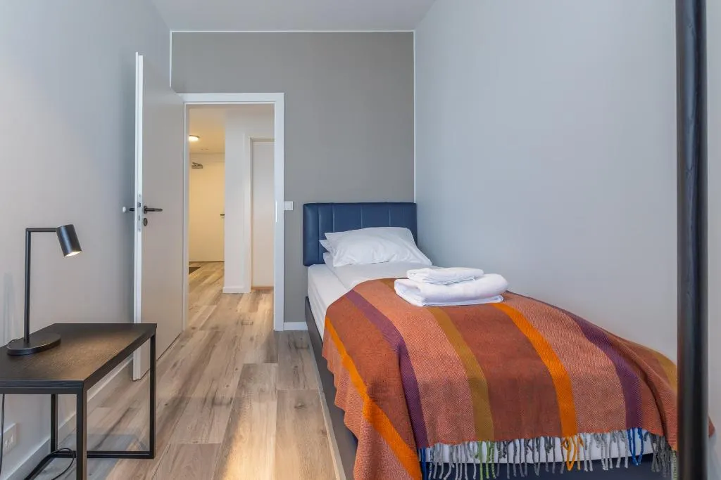 APARTMENT DELUXE TWO BEDROOM Room, Hlemmur Suites, Reykjavik