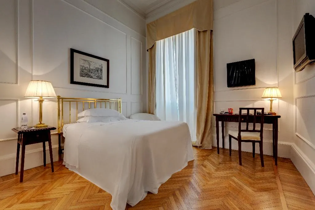 SINGLE CLASSIC Room, Grand Hotel Plaza, Rome