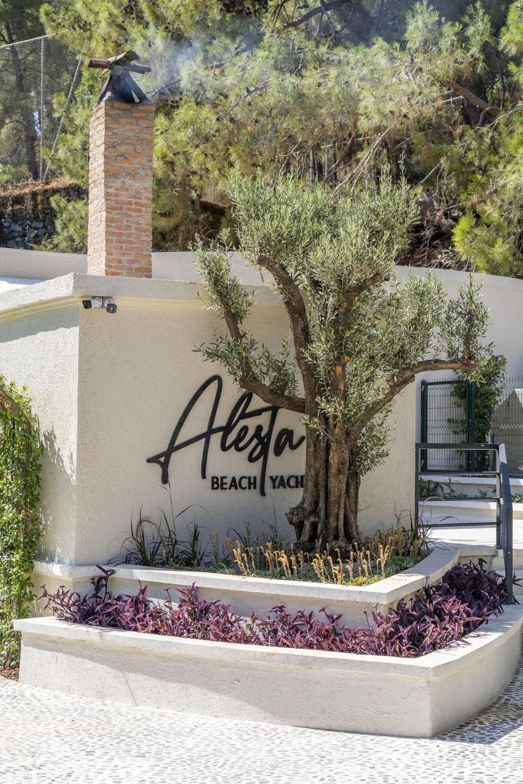 Beach, Alesta Midtown, Dalaman
