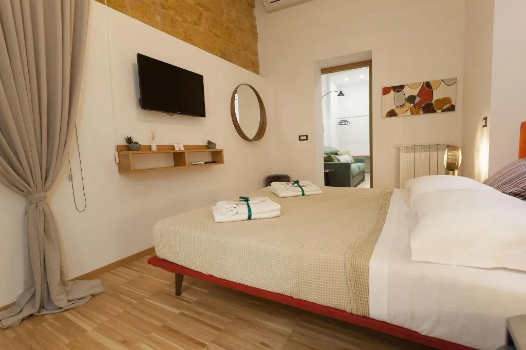Room, B B Casa Tita, Catania