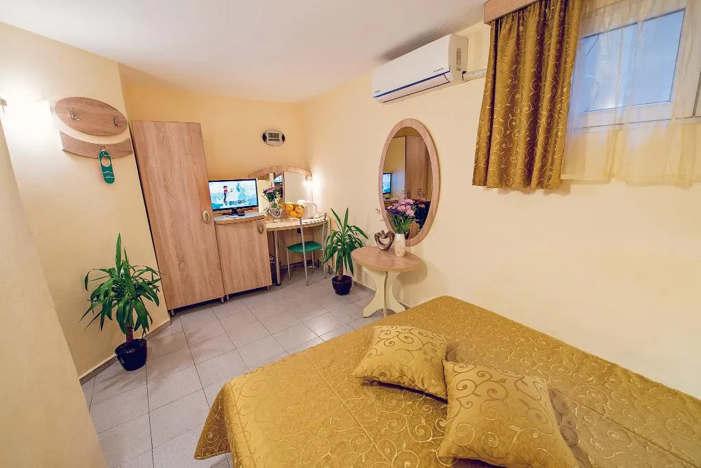 DOUBLE ECONOMY Room, Hotel Color Varna, Varna