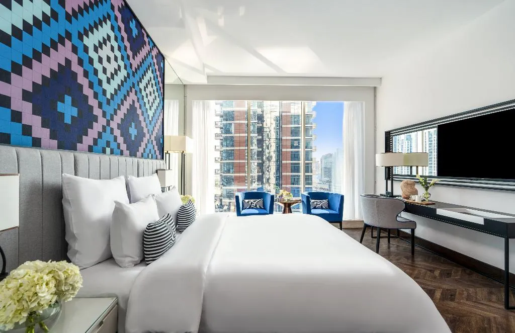 SUITE DELUXE Room, Pullman Dubai Downtown, Dubai
