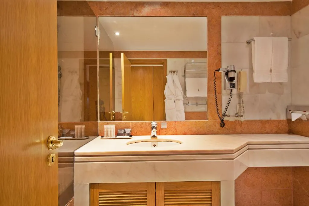SUITE STANDARD Room, Altis Suites, Lisbon
