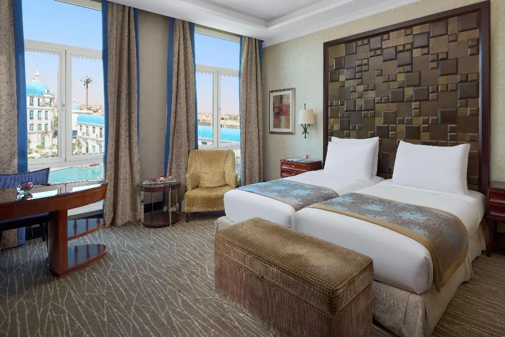 Room CLUB Room, Kempinski Palace Cairo, Cairo