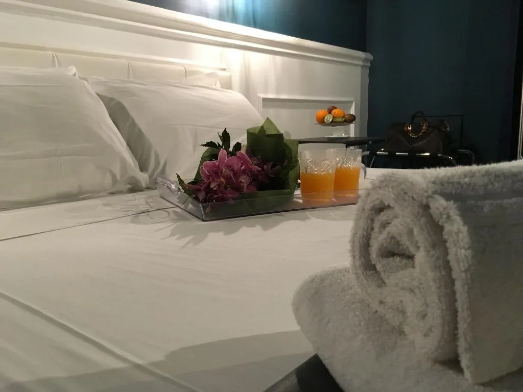 Room, B&B Villareale, Palermo