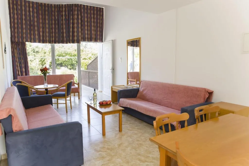 Room, Eliofos Elegant Maisonettes, Cyprus
