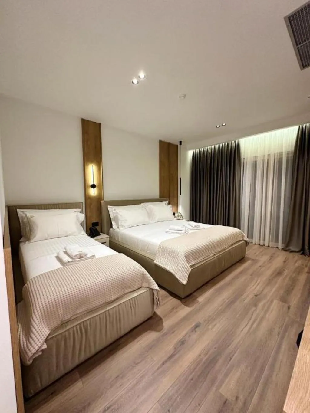 TRIPLE WITH BALCONY Room, Beliz Boutique Hotel, Kavaje
