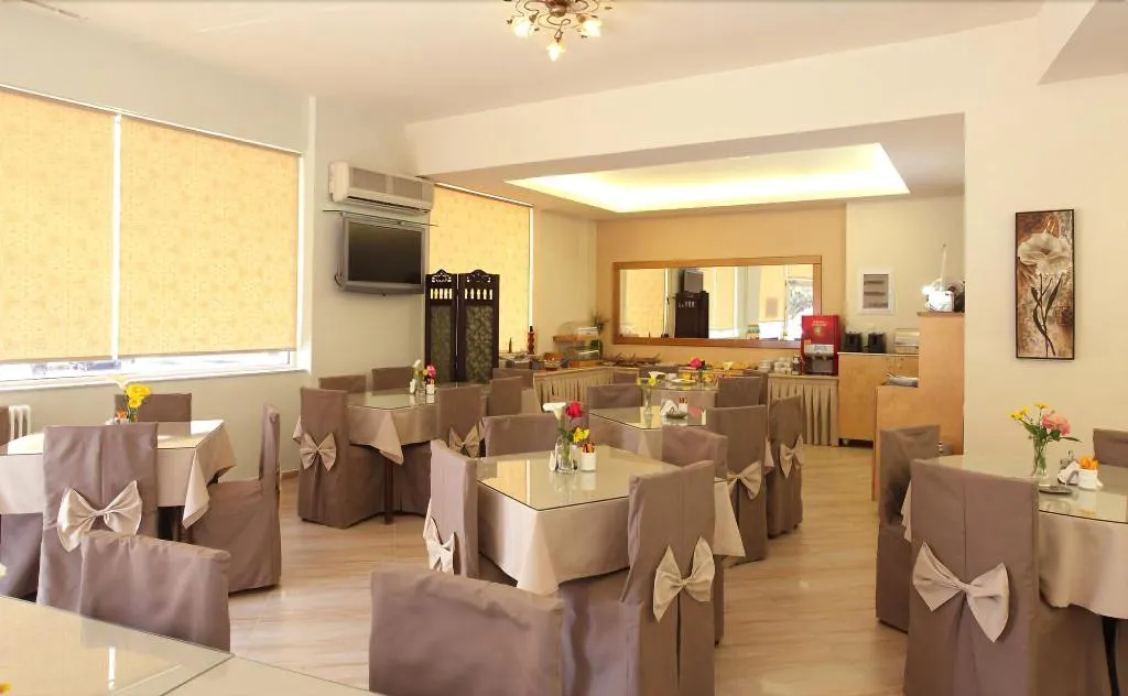 Restaurant, Kronos Hotel, Crete
