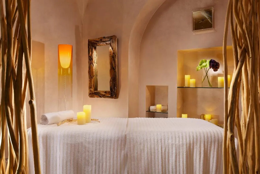 Sports and Entertainment, Leon's Place Hotel, Rome