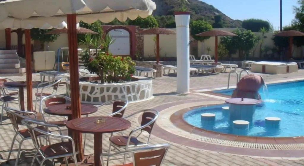Restaurant, Billy's Studios, Rhodes