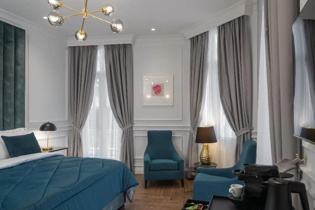 SUITE ONE BED Room, Praxitelous Luxury Suites, Athens