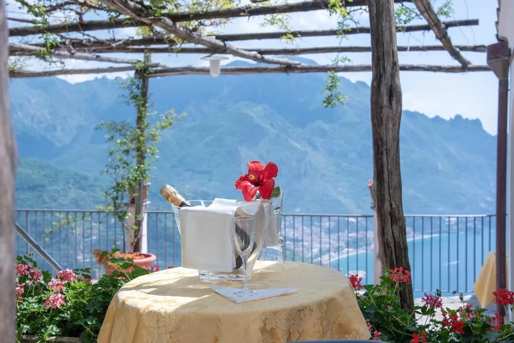 Room, Villa Amore, Naples