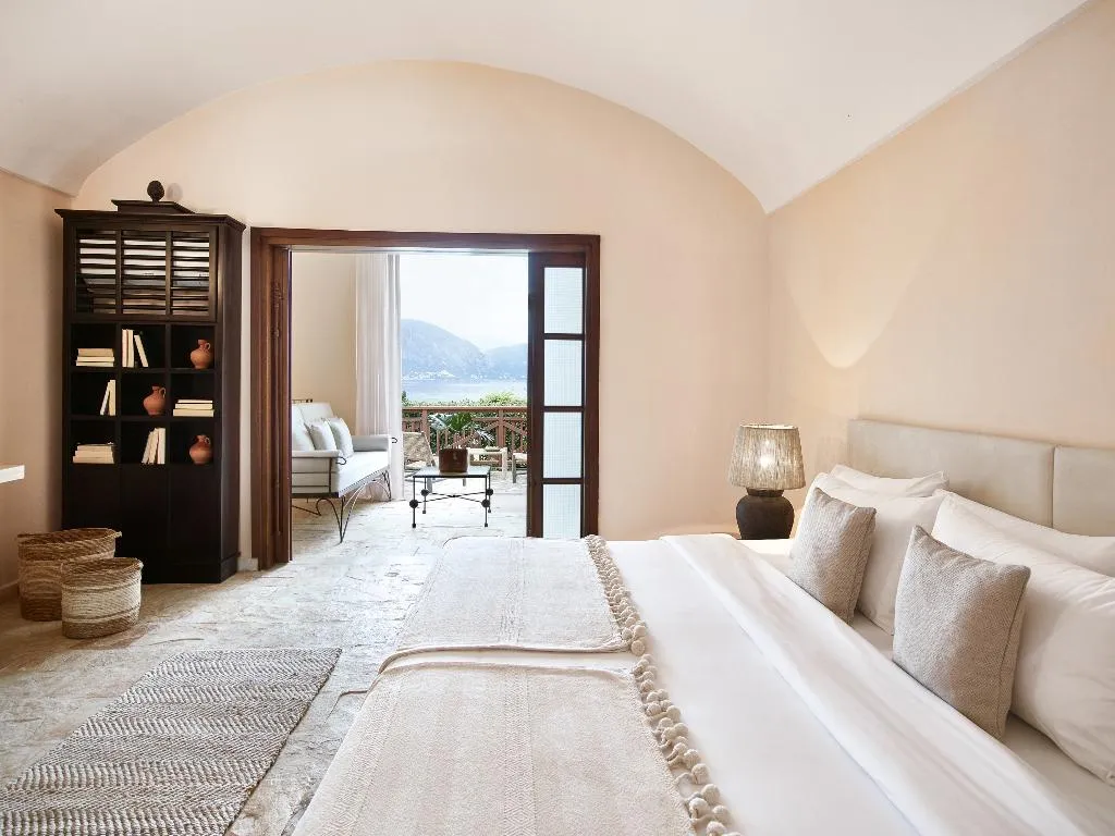 FAMILY ROOM STANDARD Room, Grecotel Daphnila Bay, Corfu