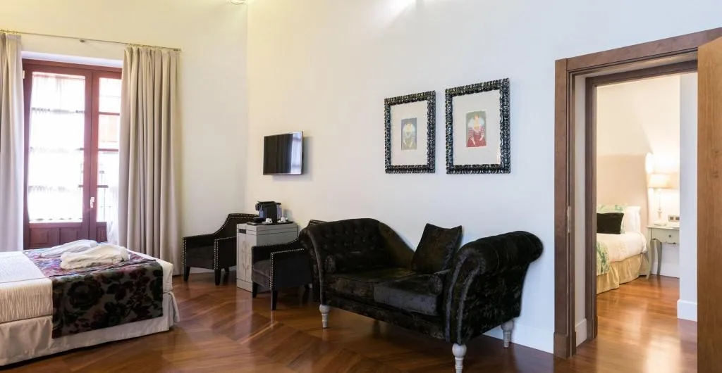 SUITE KING SIZE BED Room, Palacio Pinello, Seville
