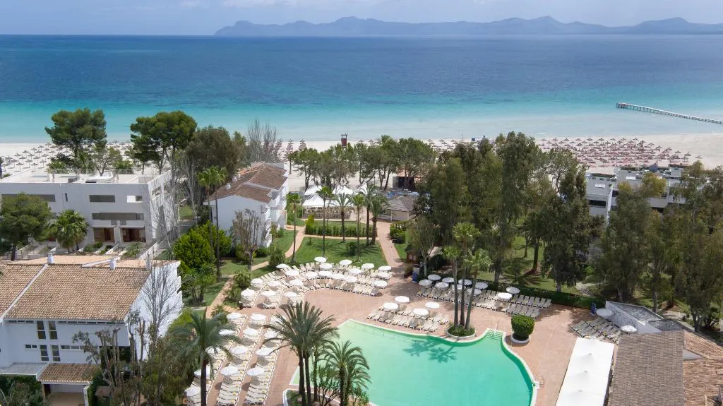 Beach, Iberostar Waves Ciudad Blanca, Majorca