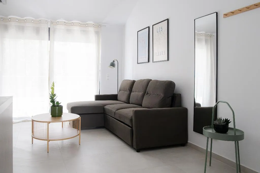 APARTMENT SUPERIOR KING BED Room, Noon Smart Residences, Athens