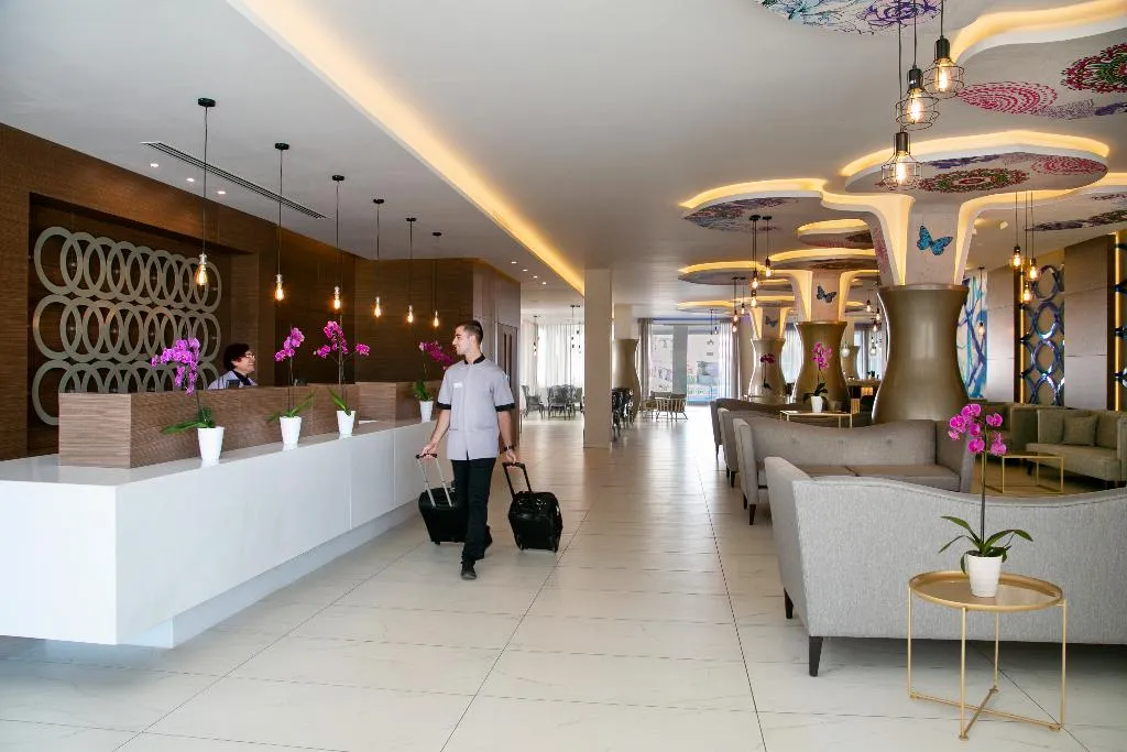 Lobby, Vangelis Hotel & Suites, Cyprus