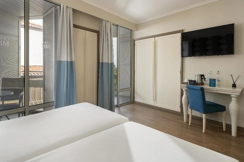 DOUBLE SUPERIOR WITH BALCONY Room, Madeira, Madeira