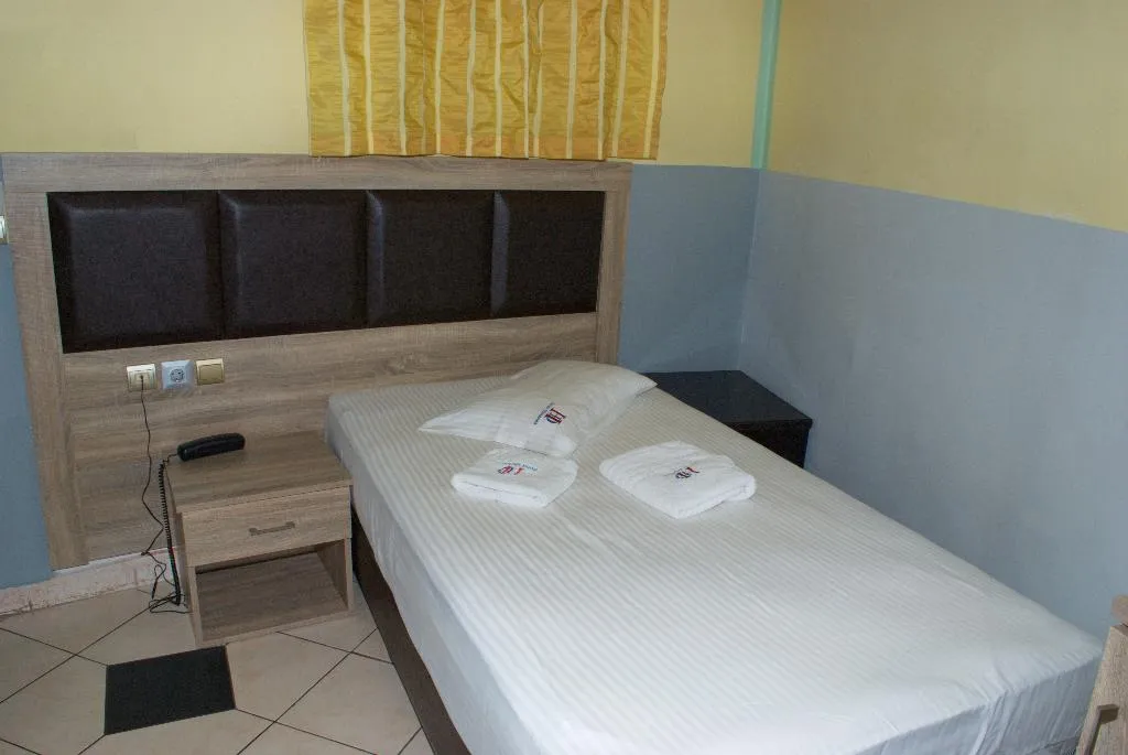 SINGLE CLASSIC Room, Diethness, Athens