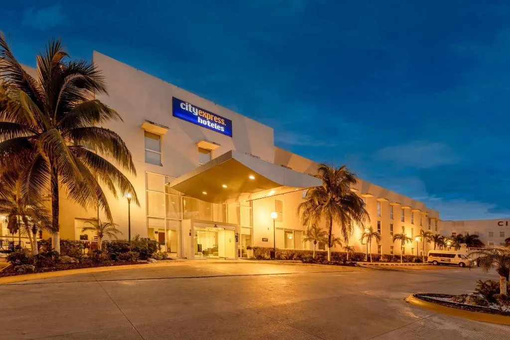 General view, City Express By Marriott Playa del Carmen, Playa Del Carmen