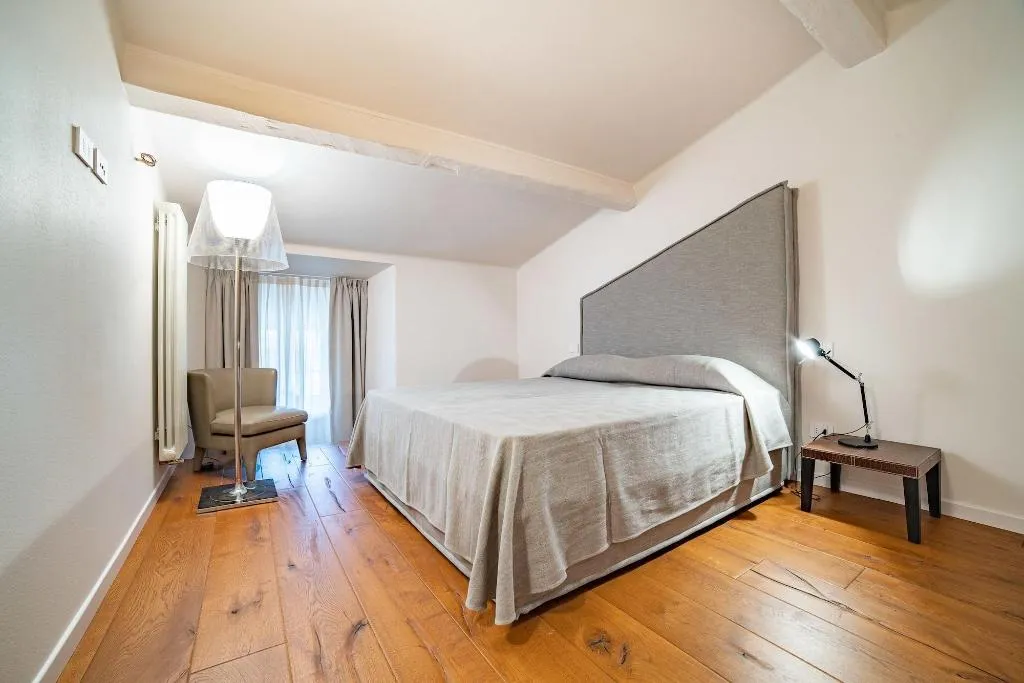 Room, Le Stanze Degli Amidei, Florence