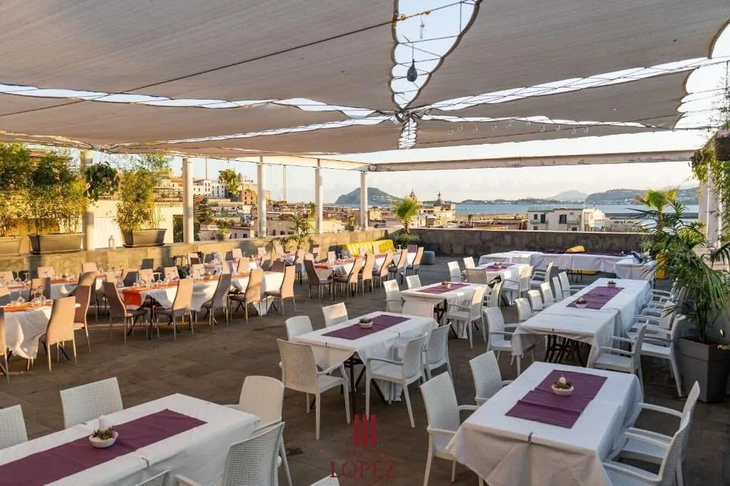 Room, Hotel Neronensis, Naples