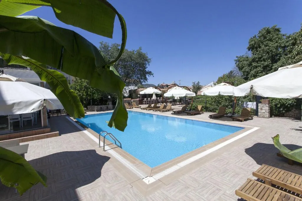 Pool, Green Peace, Dalaman