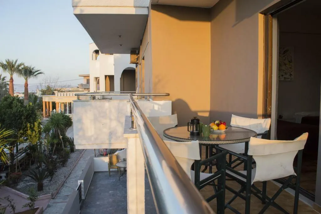 Terrace, Nireas Hotel, Crete