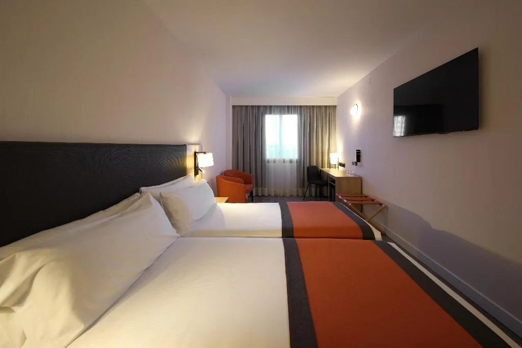 DOUBLE SINGLE USE STANDARD Room, Catalonia Sabadell, Barcelona