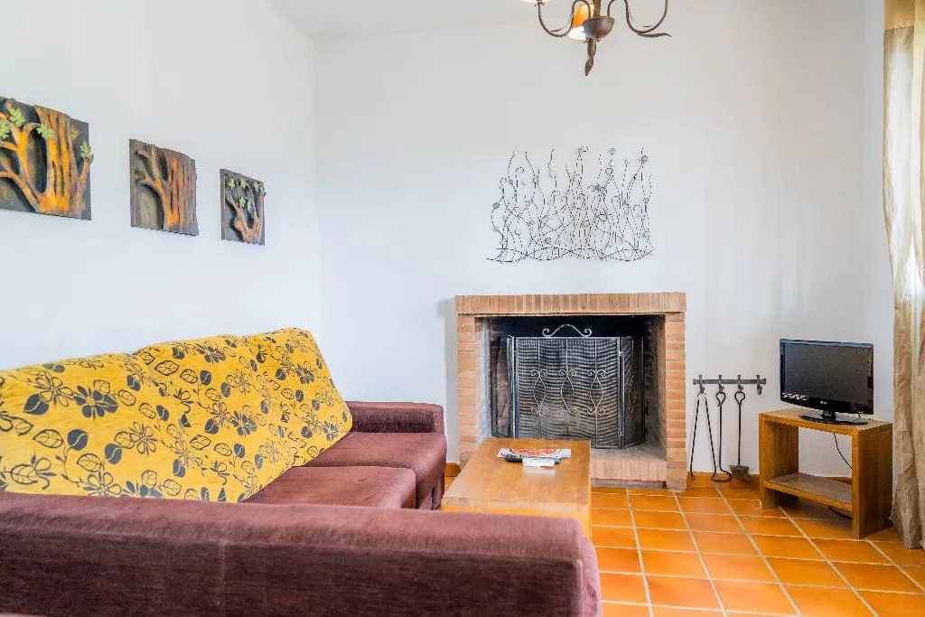 HOUSE TWO BEDROOMS Room, Los Veneros, Seville