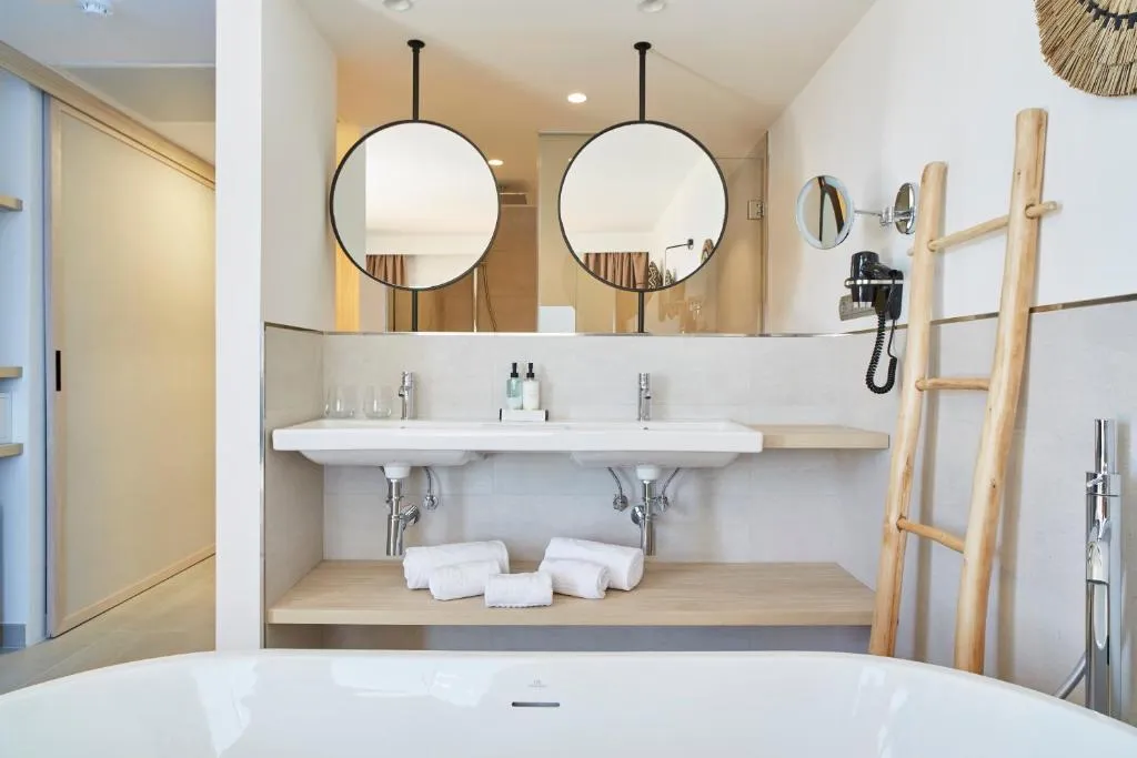 Double or Twin DELUXE SEA VIEW Room, Invisa Hotel Cala Verde, Ibiza