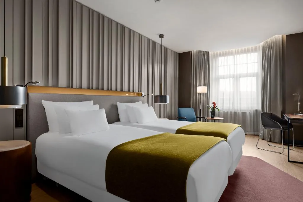 DOUBLE PREMIUM Room, NH Collection Amsterdam Flower Market, Amsterdam